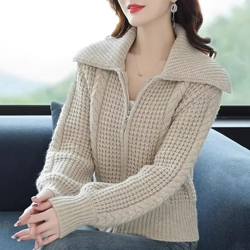 Autumn Winter Chic Solid Turn-down Collar Zipper Thickening Sweaters Women Clothing Fashion Commute Loose Knitted Cardigan
