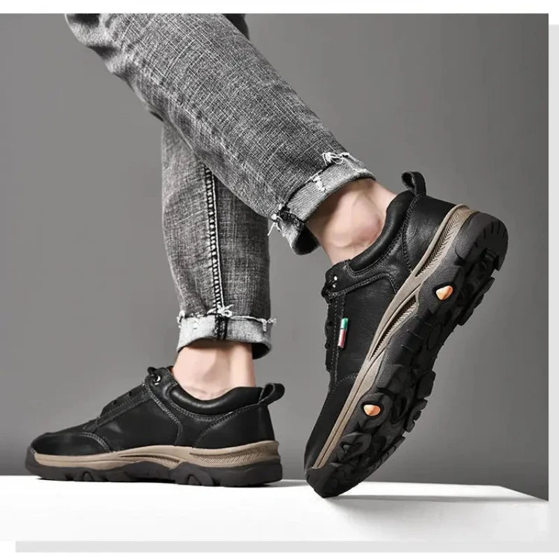 2025 Business Comfort Men's Shoes Simple versatile leather footwear Casual outdoor anti slip loafers male new comfortable flat