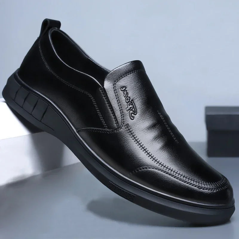 2024 Autumn Men Leather Shoe Outdoor Casual nonslip flat British style fashion soft soled shoes Comfort Business Dress footwear