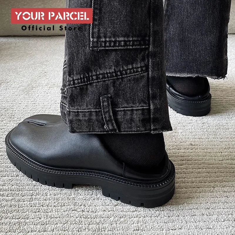 Tabi shoes for men and women classic leather split toe shoes casual one foot shoes Unisex flat shoes Comfortable design