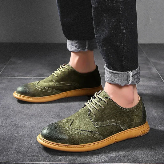 2025 New Men Business Casual Leather Shoes Work Outdoor Soft Soled Non Slip Brogue Shoes Fashion  Suede Leather Designer Flats
