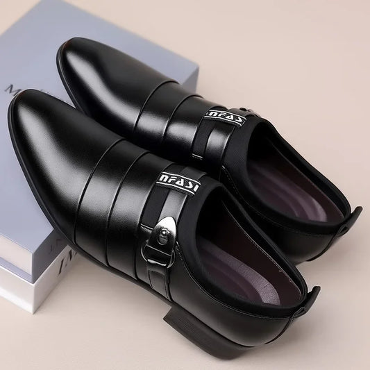 2025 New Men's Formal Shoes Plus Size Moccasins Pointed Toe Man Leather Shoe Classic Wedding Shoes Office Business Casual Shoes