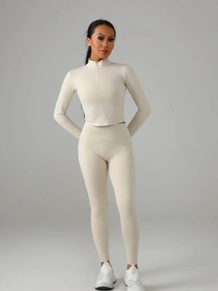 Black and white fitted women's solid-color set, perfect for fashion-conscious ladies and everyday fitness activities.